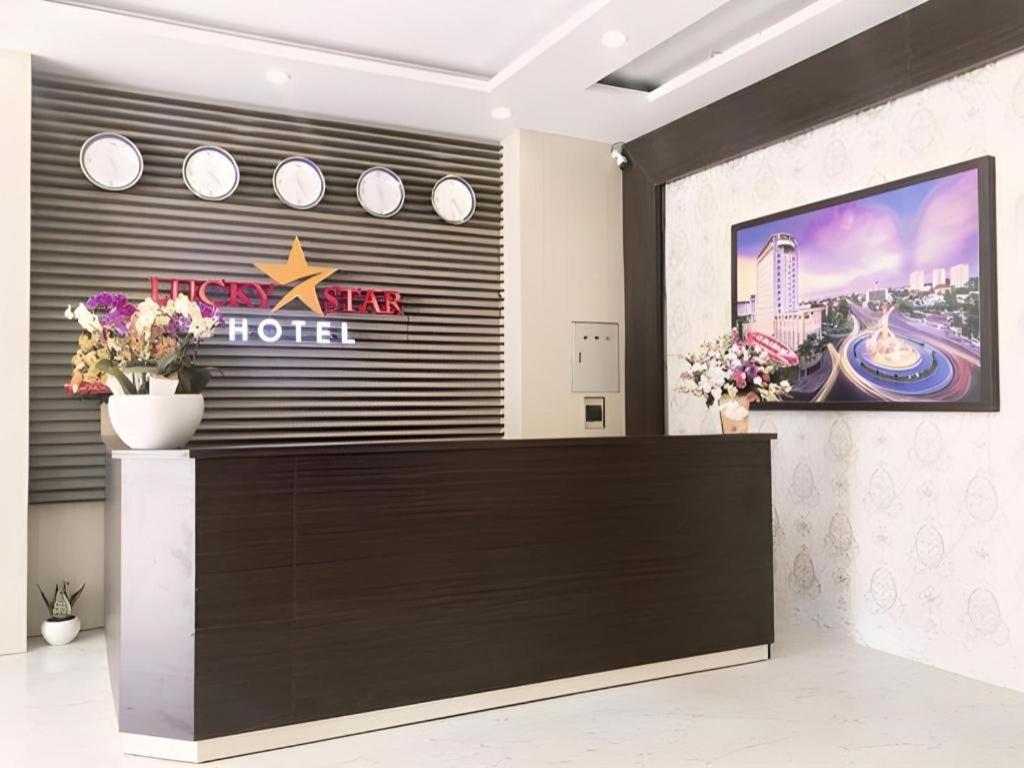 Lucky Star Hotel Буонметхуот Экстерьер фото